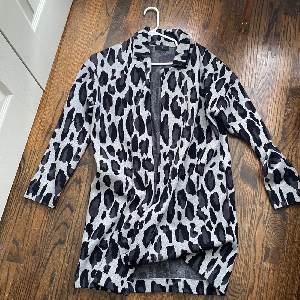 Grey leopard print sweater jacket